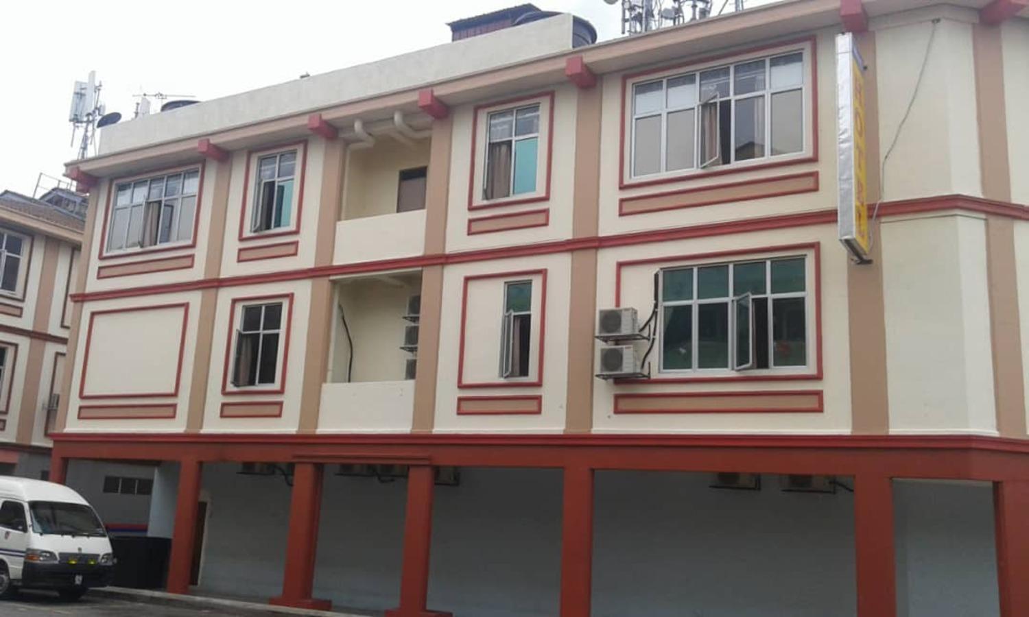 Sv Andalas Hotel Klang Buitenkant foto