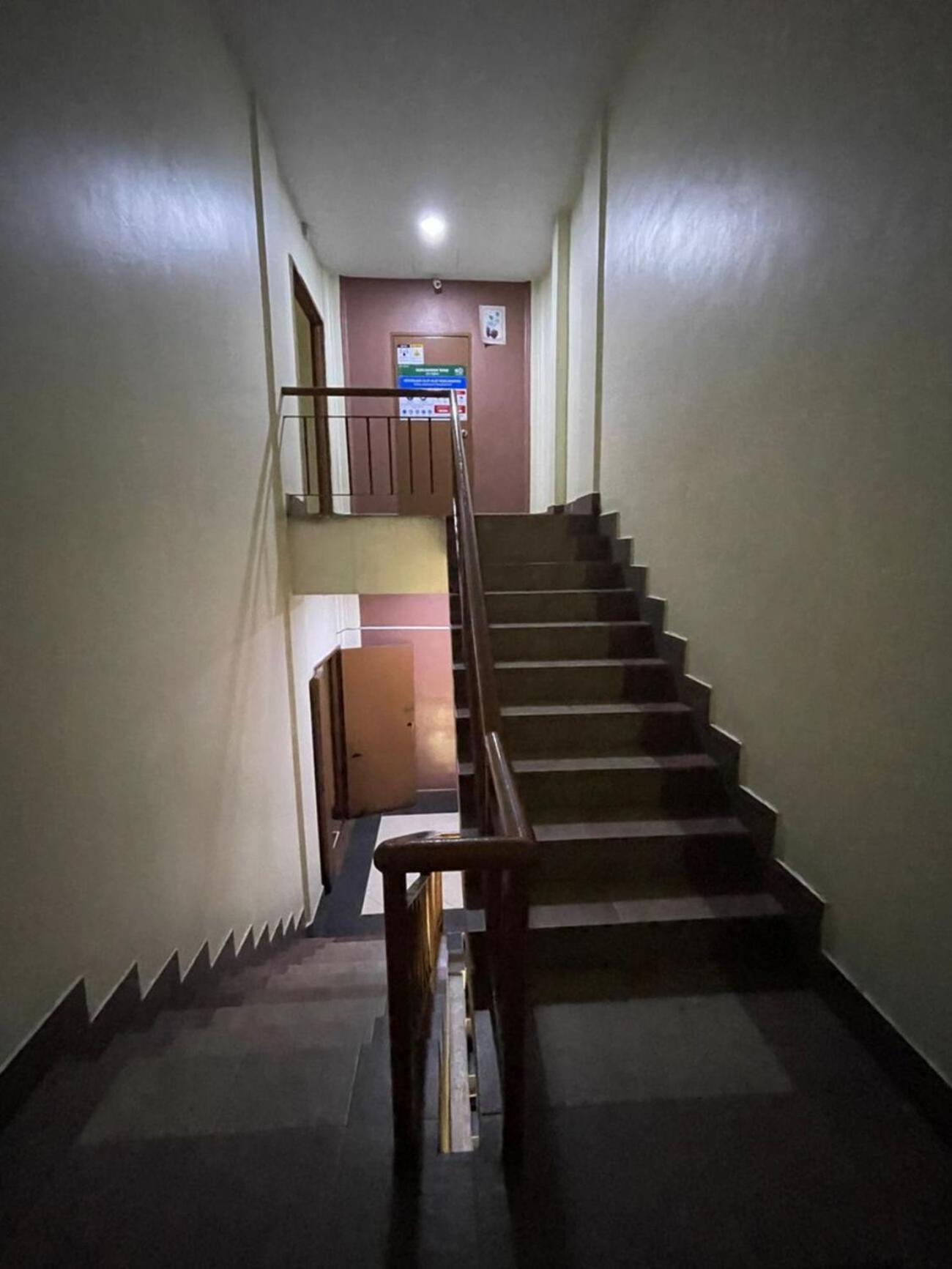 Sv Andalas Hotel Klang Buitenkant foto
